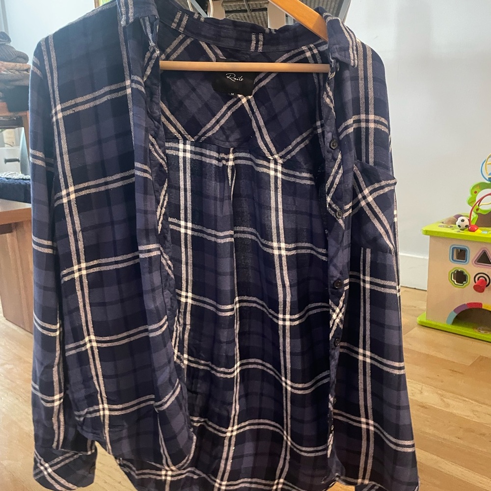 Rails flannel blue shirt in Medium